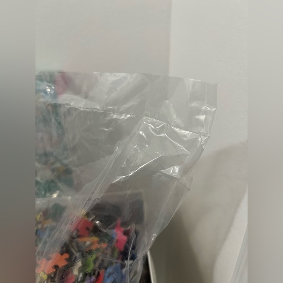 Set Disney Family Feud and Selfies Puzzle Set - Blue and Green - Picture 7 of 7